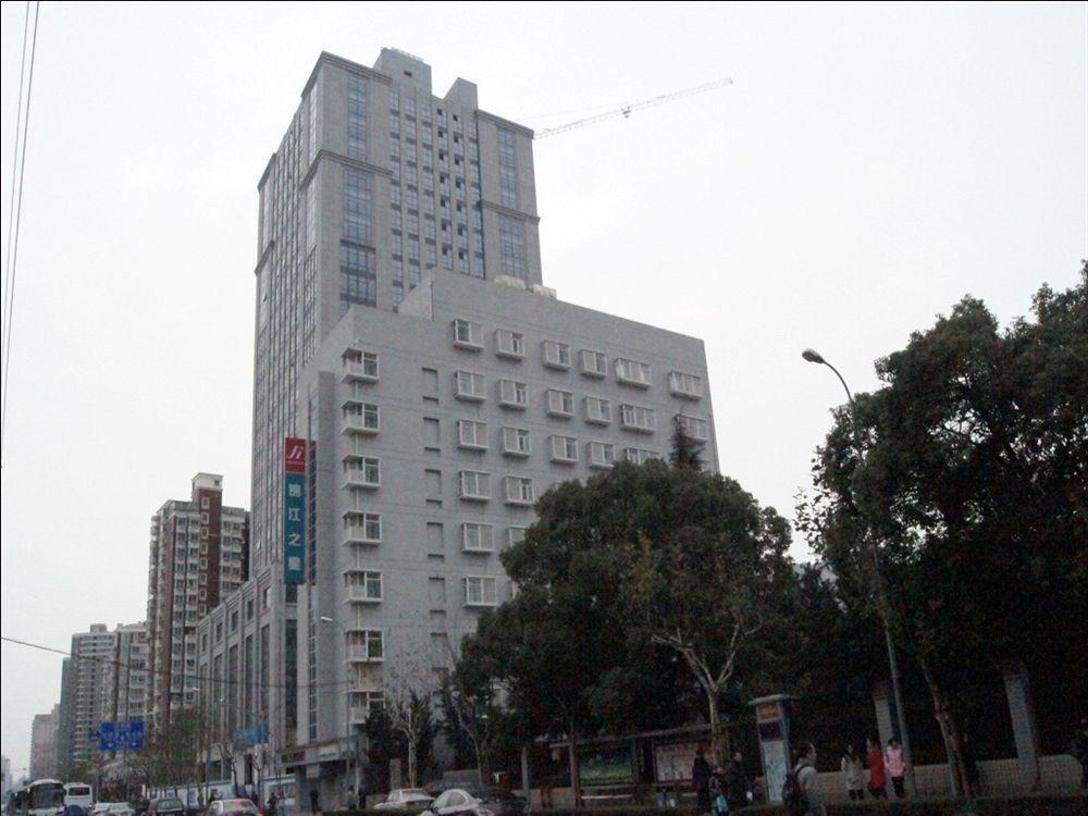 Jingjiang Inn Shanghai Minsheng Road Экстерьер фото