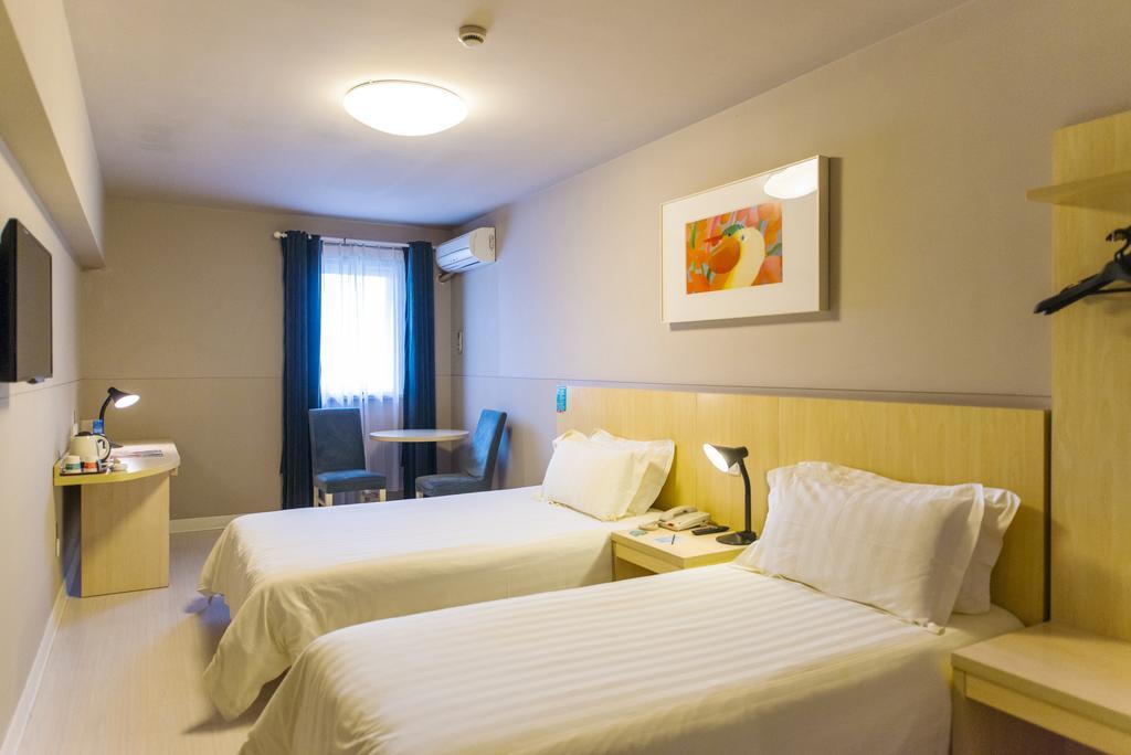 Jingjiang Inn Shanghai Minsheng Road Экстерьер фото